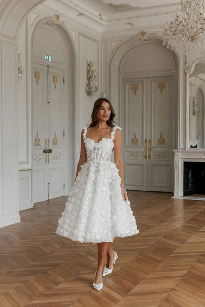 Elori | Lace White Party