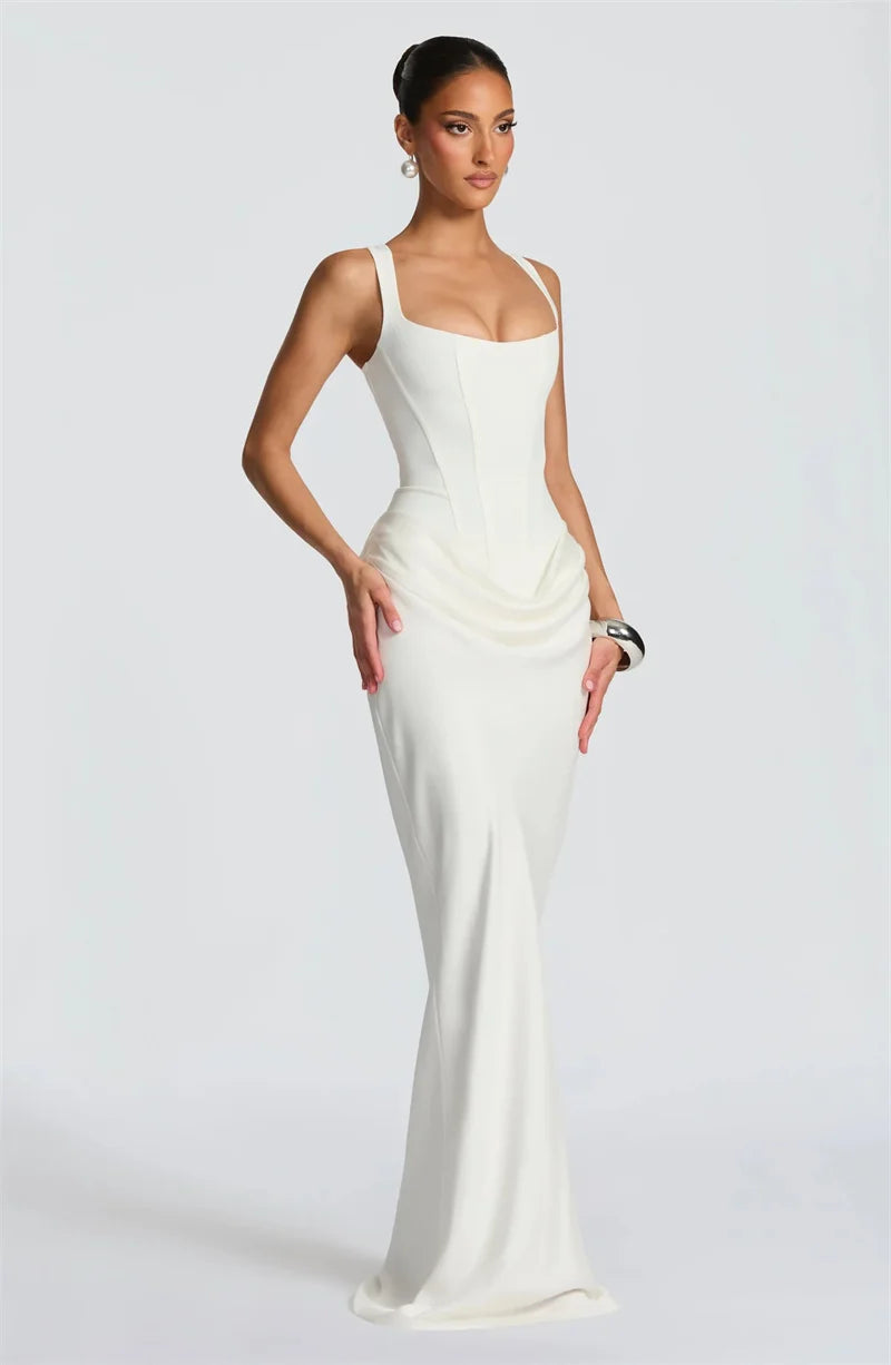 Elori | Sienna Sculpt Gown