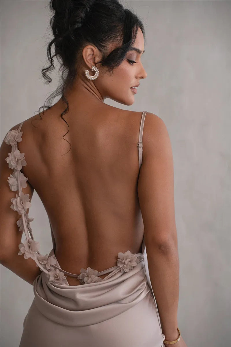 Elori | Flora Backless Gown