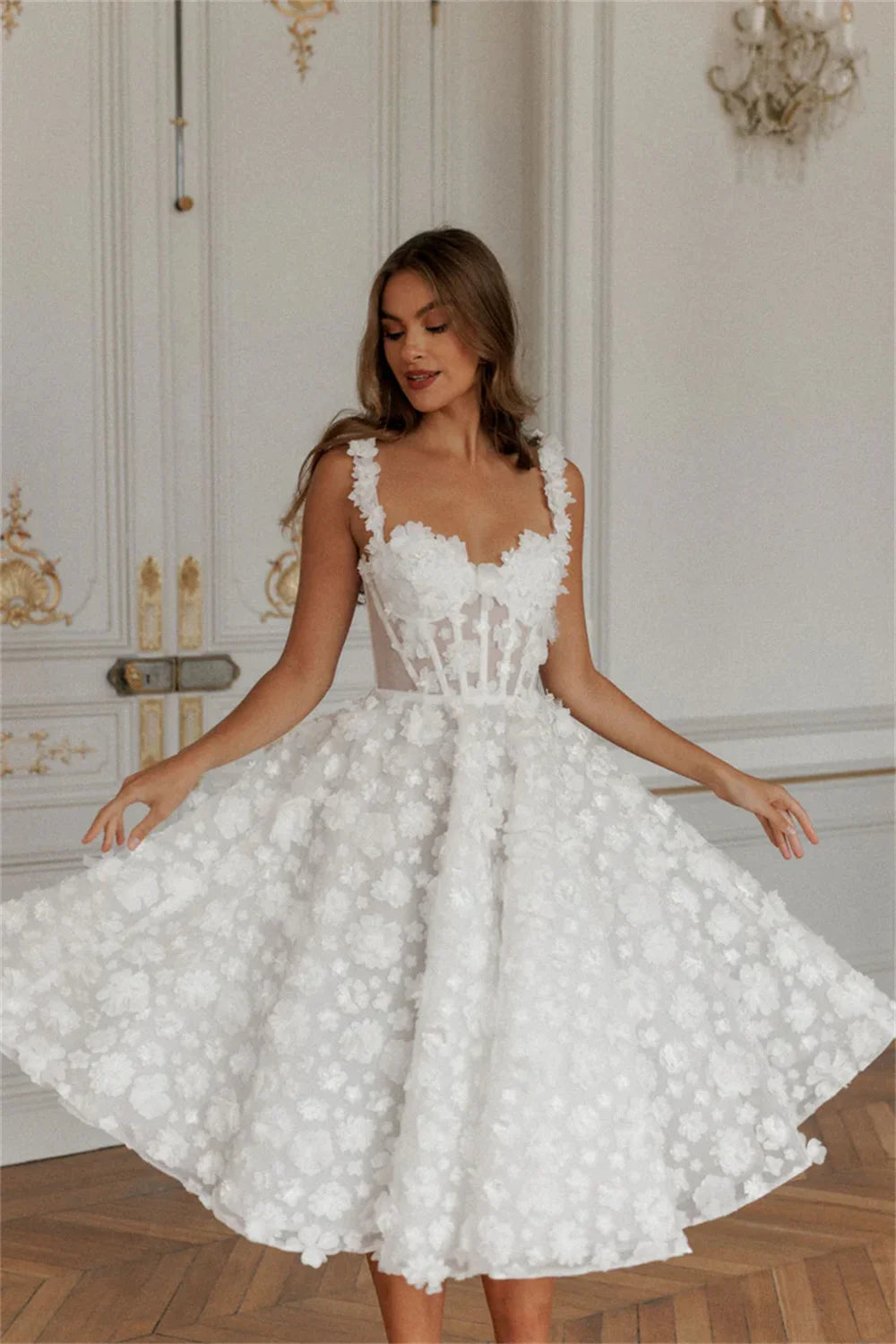 Elori | Lace White Party