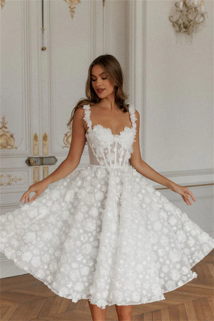 Elori | Lace White Party