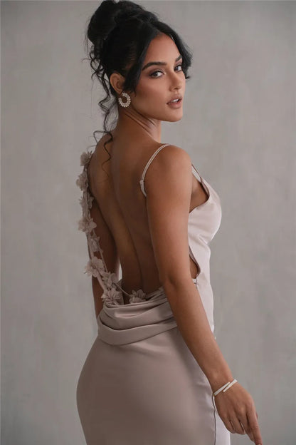 Elori | Flora Backless Gown