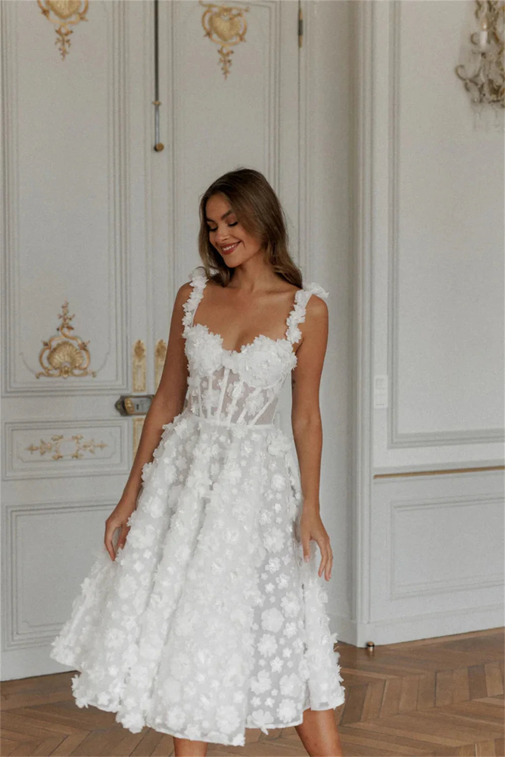 Elori | Lace White Party
