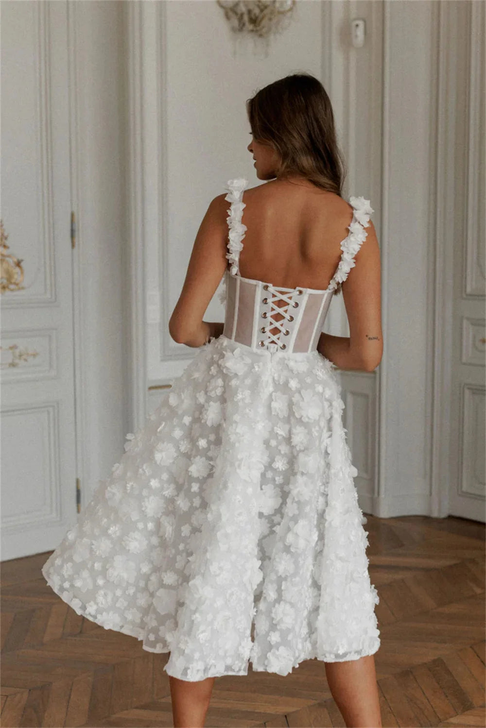 Elori | Lace White Party