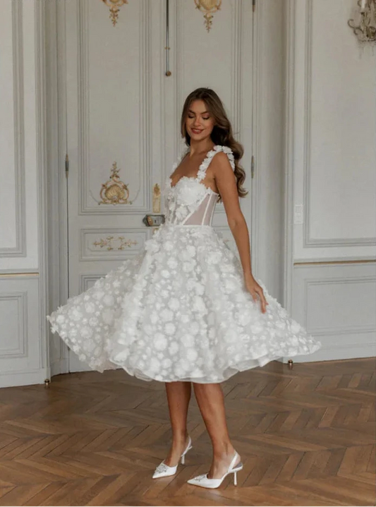 Elori | Lace White Party